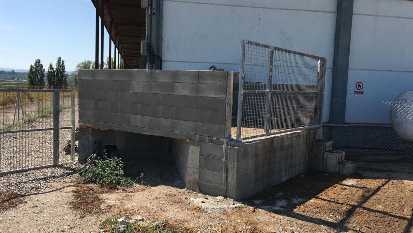 Image 4. La construction de nouveaux chargeurs a permis de s&eacute;parer le parcours du camion interne de celui du camion externe.
