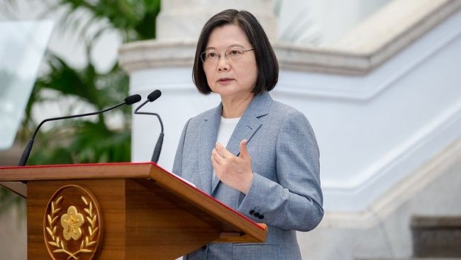 President Tsai issues remarks 