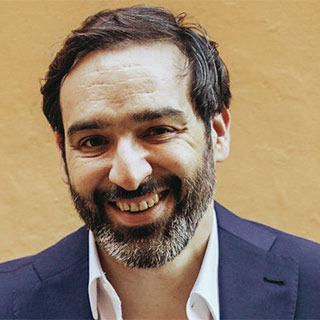 Vassilis G. Papatsiros