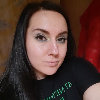 Анастасия Исак