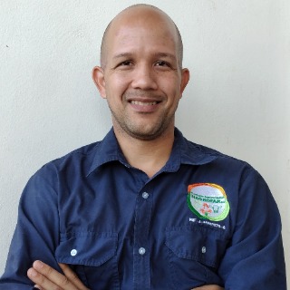 Charly J.  Farfán López